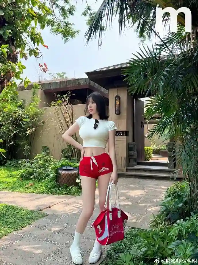 触漫app用户创作场景